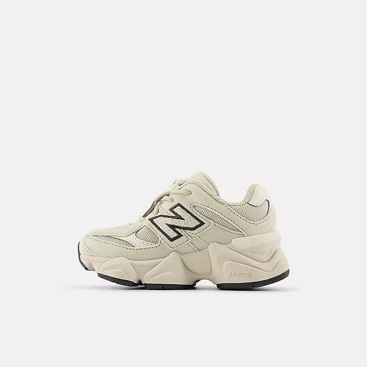 New Balance 9060 scarpe