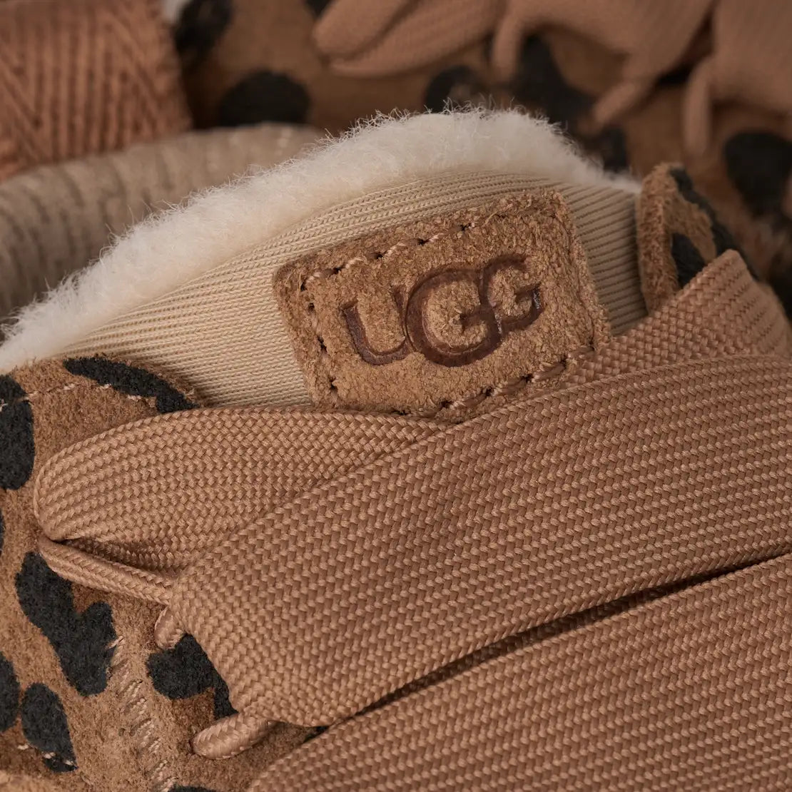 UGG BABY LOWMEL