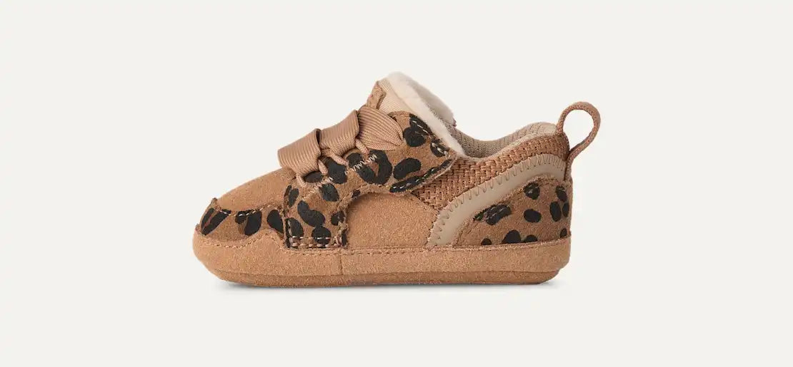 UGG BABY LOWMEL