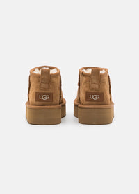 UGG Stivali Classic Ultra Mini Platform